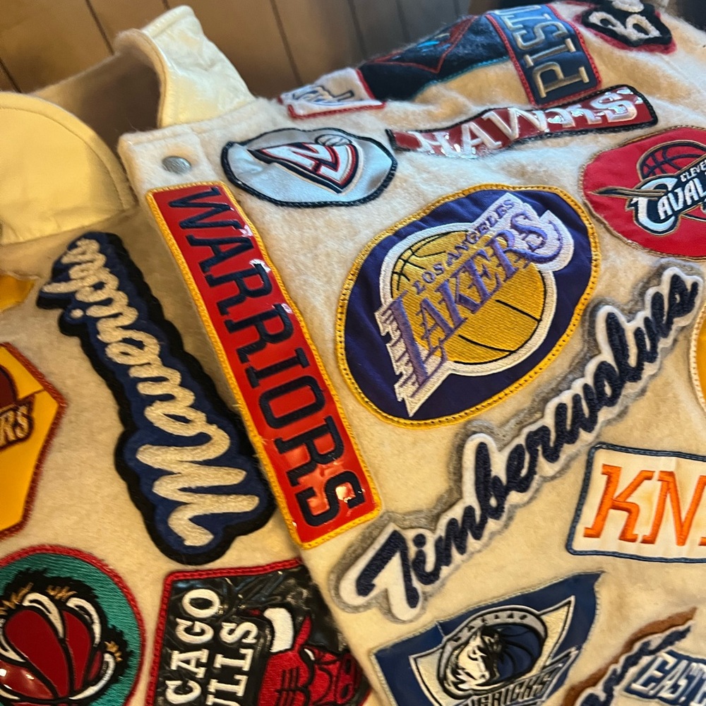 Classic NBA Jacket - Picture 5 of 13